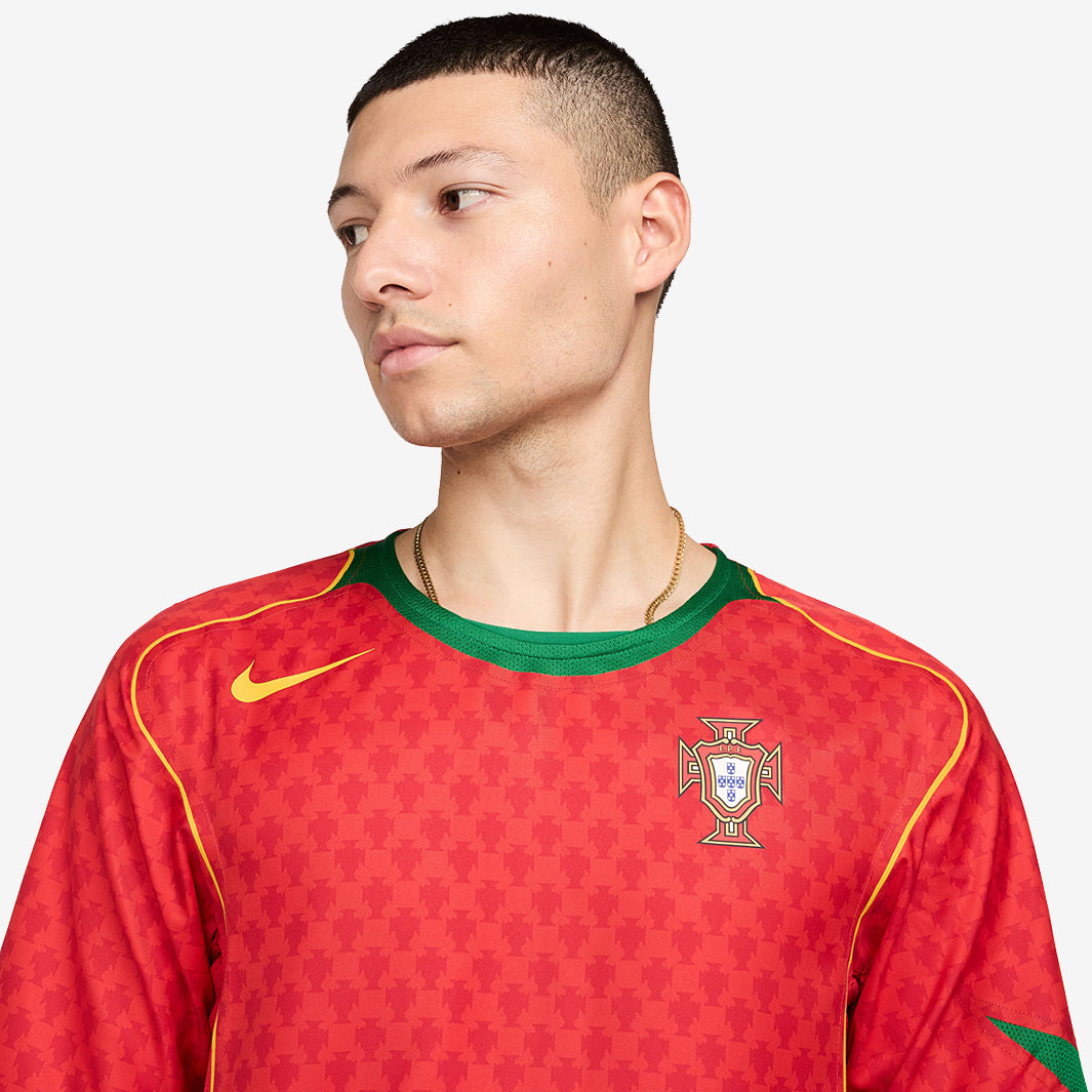 Jersey Portugal 2004 Home Retro Reissue