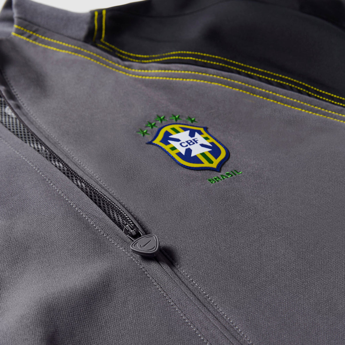 Jacket Brazil 2004 Home Retro Reissue