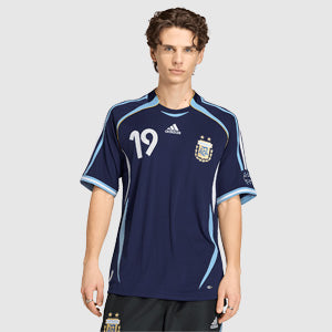 Jersey Argentina 2006 Home Retro Messi 19
