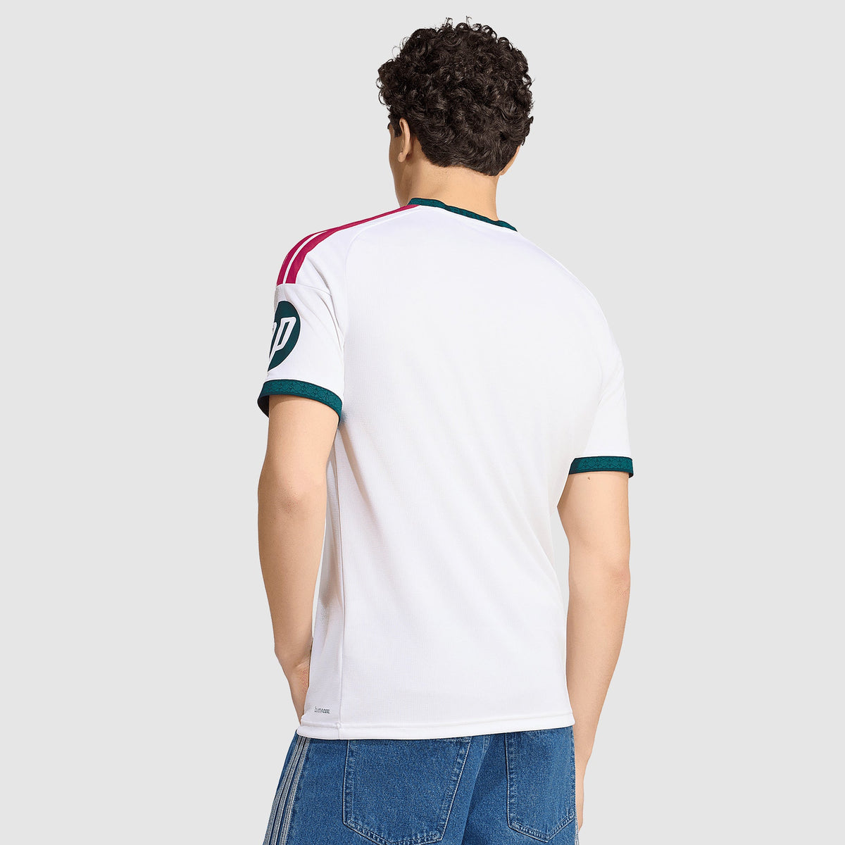 Jersey Real Madrid 2026/27 Home Fan