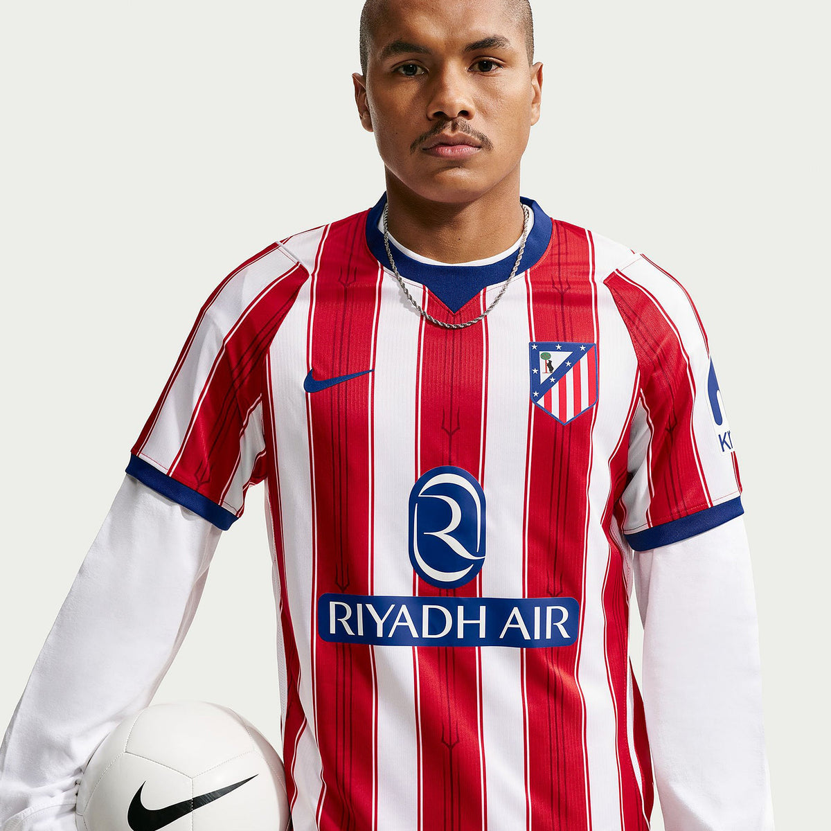 Jersey Atletico Madrid 2026/27 Home Fan