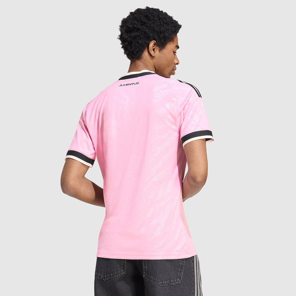 Jersey Juventus 2026/27 Home Fan