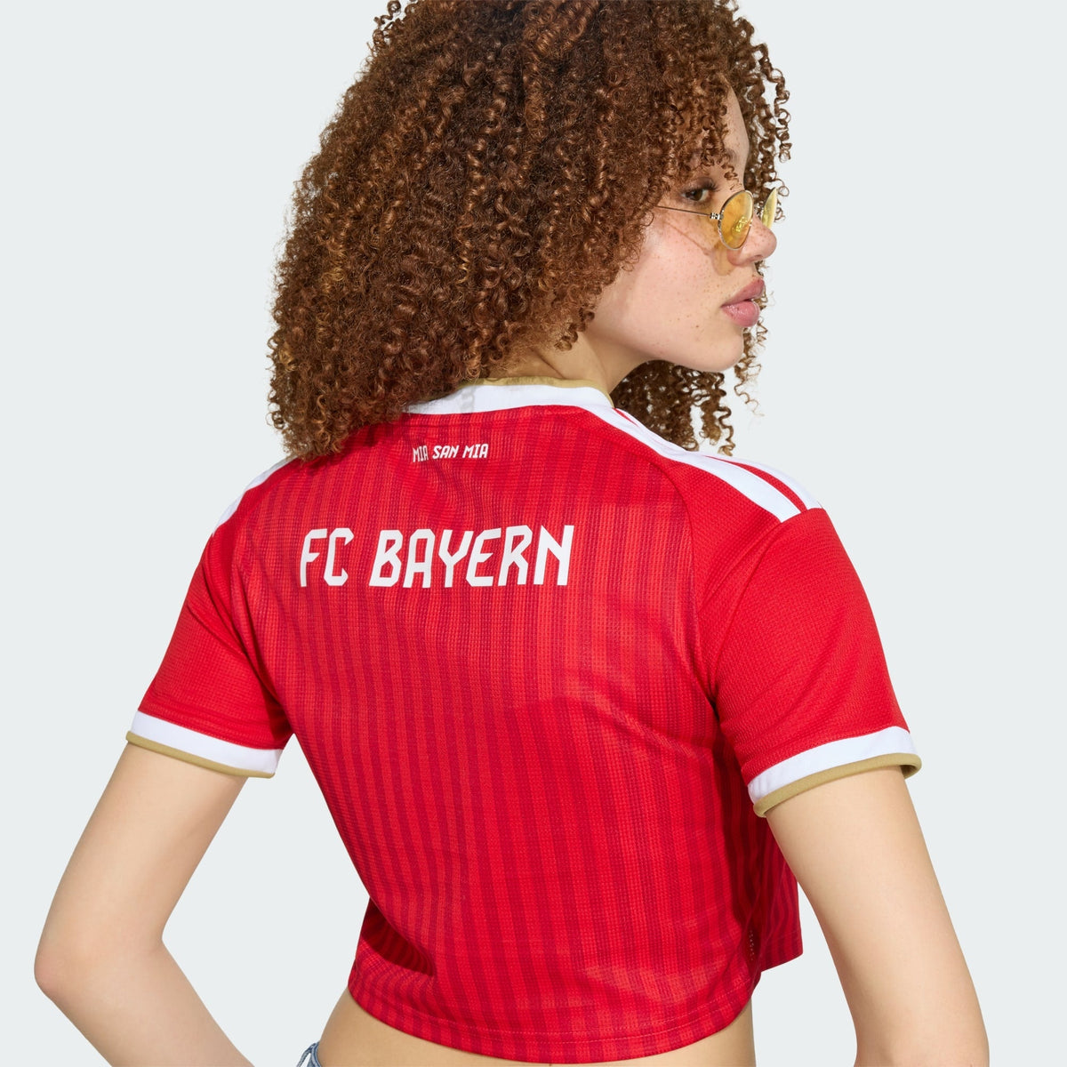 Jersey Woman Bayern Munich 2026/27 Home Fan Crop