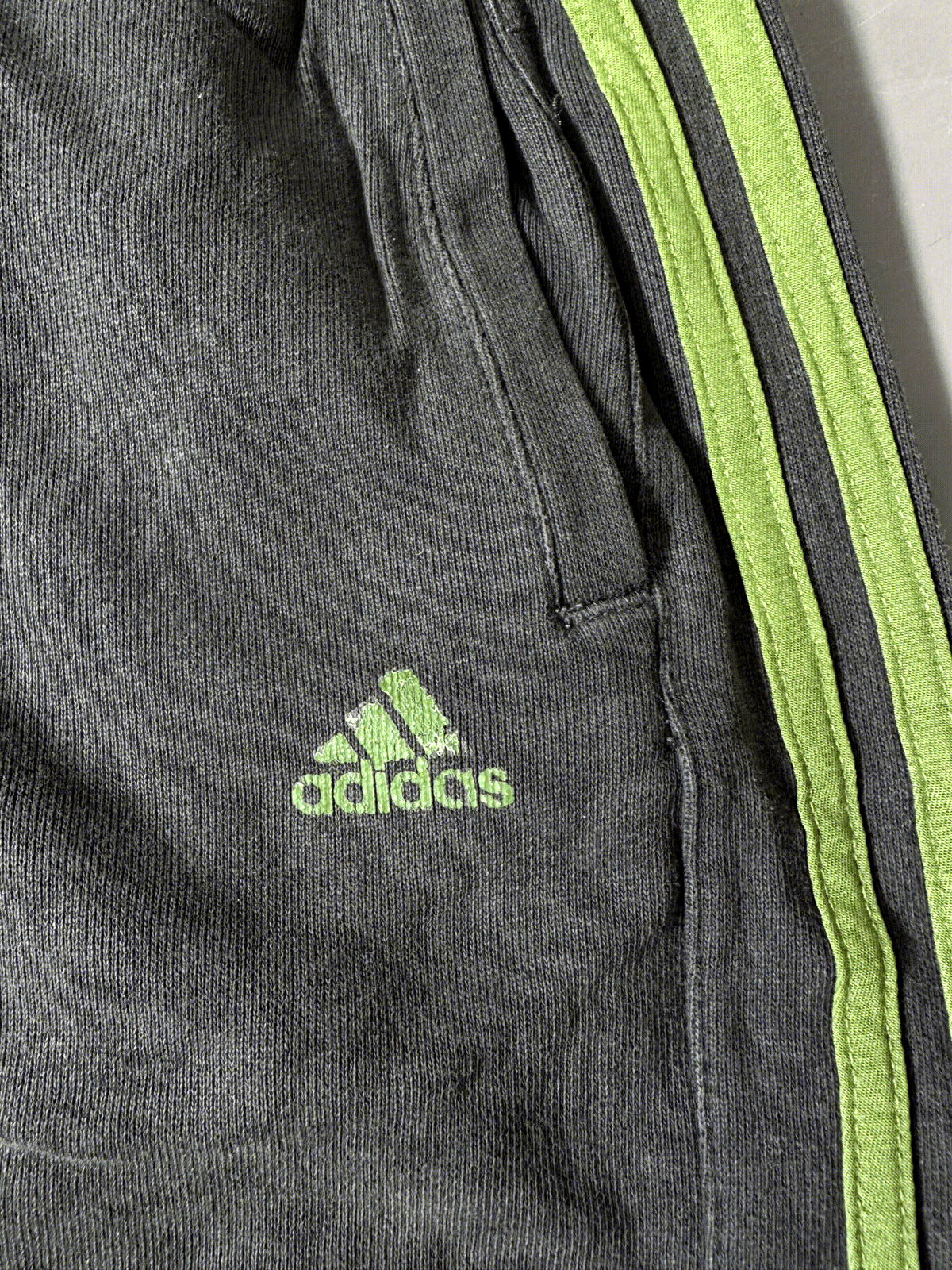 Adidas Retro-Trainingsanzug V2