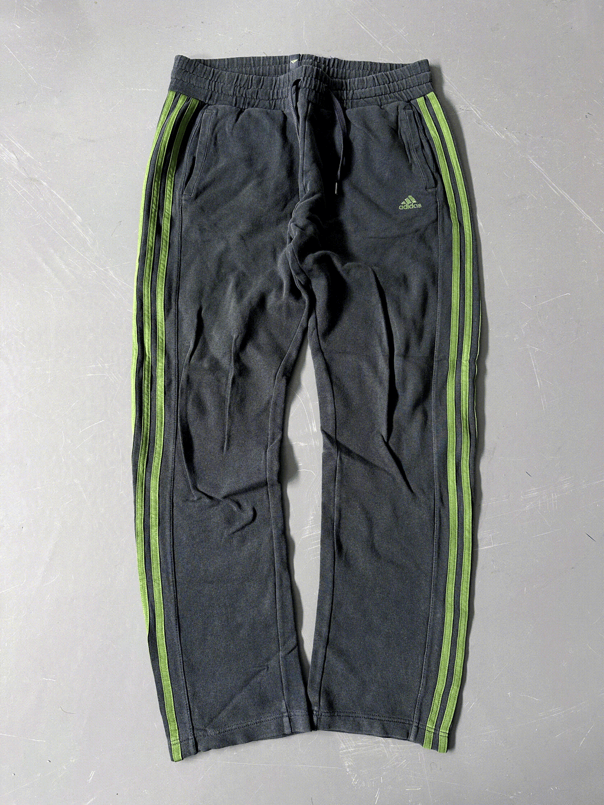 Adidas Retro-Trainingsanzug V2