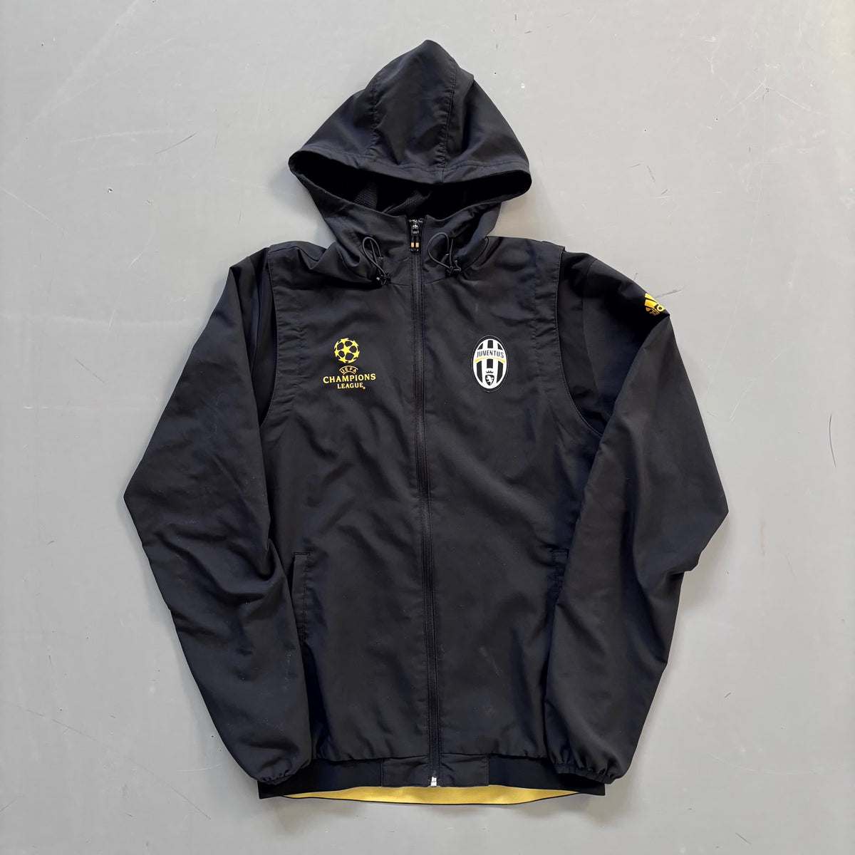 Tracksuit Juventus 2015/16 Retro Champions League