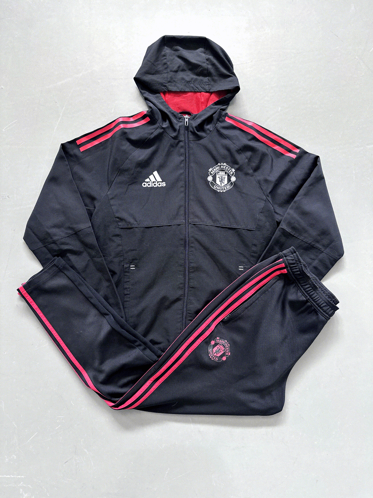 Manchester United Retro-Trainingsanzug