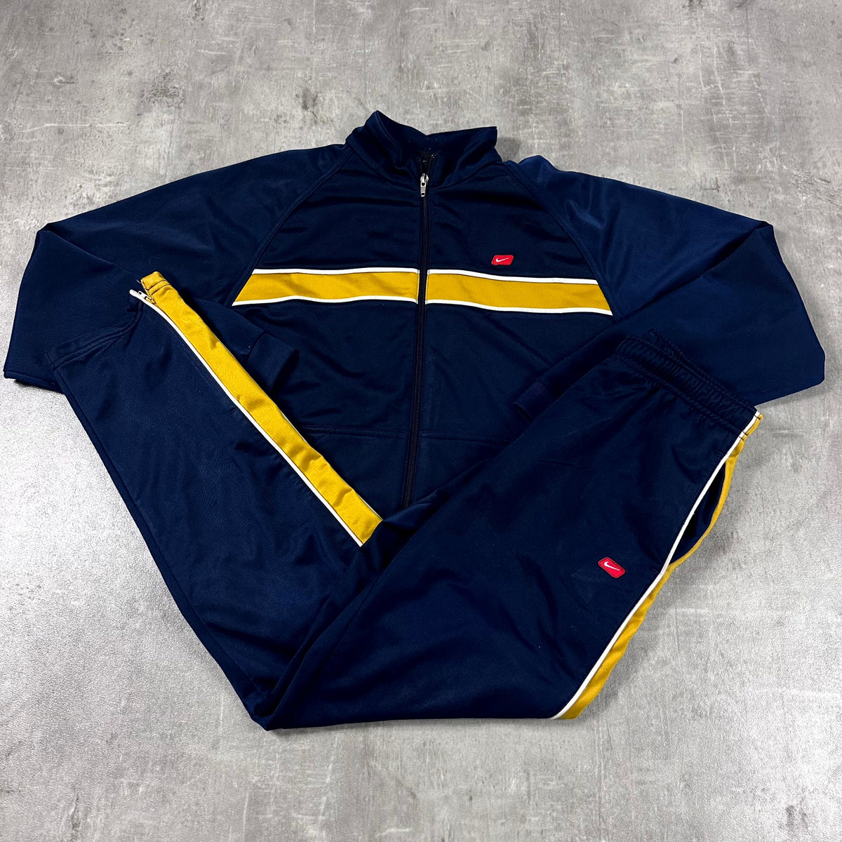 Tracksuit Nike Retro V3