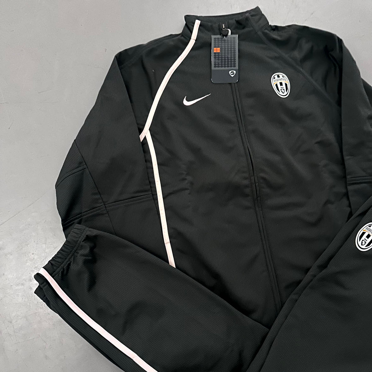 Tracksuit Juventus 2010/11 Retro