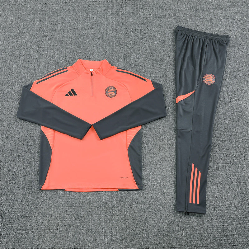 Tracksuit Bayern Munich 2025/26
